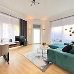 Charmanter, Gemuetlicher Altbau -Zentrumsnah